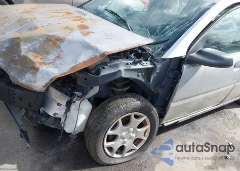 2005 Saturn Ion 1 from USA, damaged, VIN 1G8AF52F35Z160629